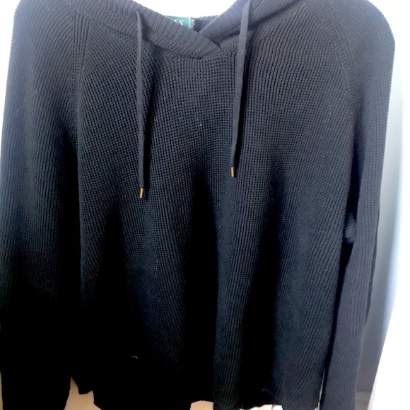 Sweater - Picture 1 of 2